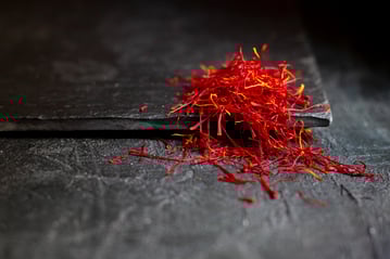 close-up-saffron-still-life-arrangement