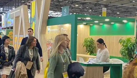 نمای غرفه در نمایشگاه سیال پاریس